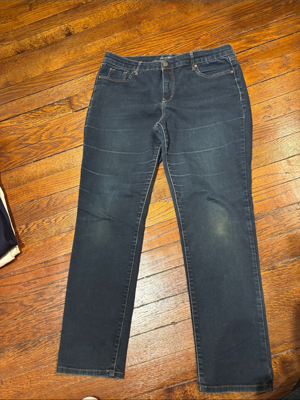 Gloria Vanderbilt Indigo Straight-Leg Jeans